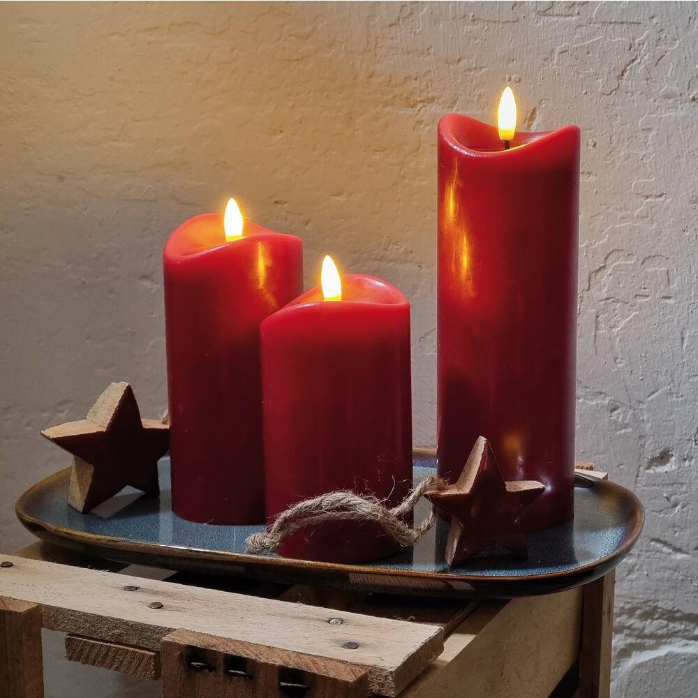 LED-Echtwachskerze 1 warmweiße flackernde LEDH 150, Ø 70