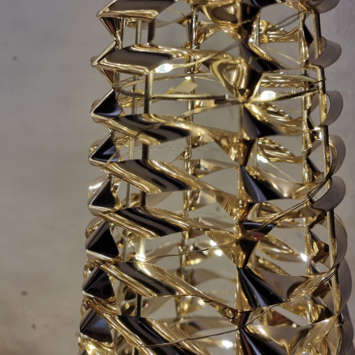 LED-Deko warmweiße LEDs Pyramide