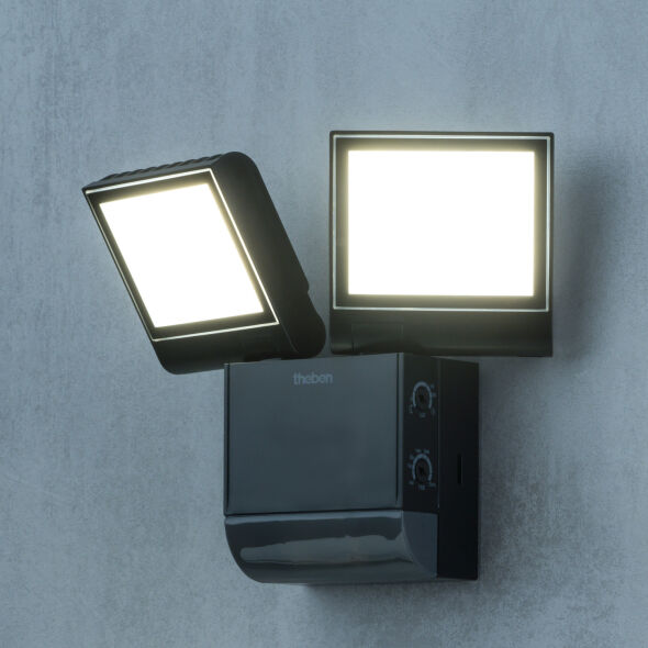 Theben theLeda S17-100 BK LED-Strahler dreh-/ schwenkbar Bewegungsmelder 4000 K neutralweiß 1020803