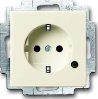 SCHUKO(R) Steckdosen-Eins. 20 EUCBL-82