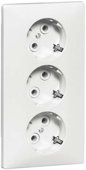 SCHUKO-Steckdose 3-fach ws D 6313 SCHUKO-Steckdose 3-fach ws D 6313