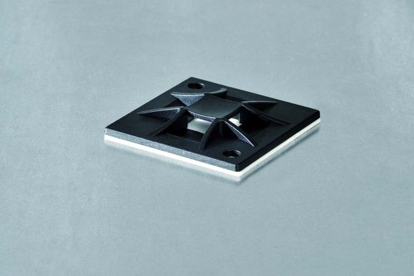 Montagesockel QM40A-PA66-BK-L1