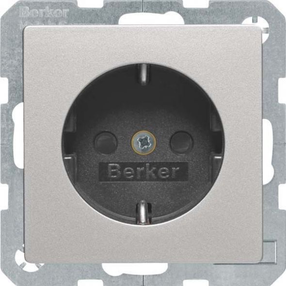 SCHUKO-Steckdose 41236084 alu samt lackiert SCHUKO-Steckdose 41236084 alu samt lackiert