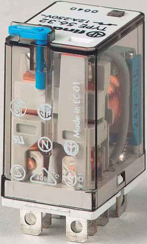 Leistungs-Steckrelais 12A 56.32.9.024.0000