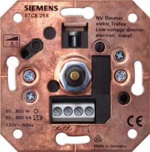 Drehdimmer 5TC8258 UP f. Niedervolt 50-800 W