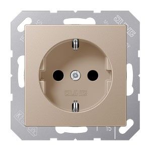 SCHUKO-Steckdose 16A 250V A 1520 NKI CH SCHUKO-Steckdose 16A 250V A 1520 NKI CH