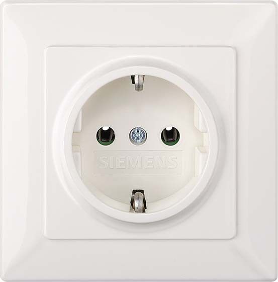 Steckdose 5UB1580 titanweiß Steckdose 5UB1580 titanweiß