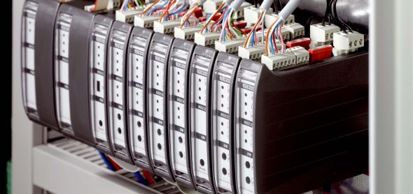 Notstromsteuerzentrale MBZ 300 N48G