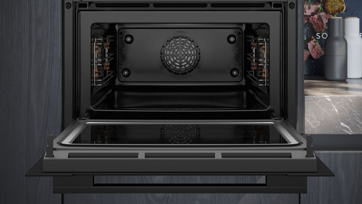 Kompaktbackofen CM724G1B1