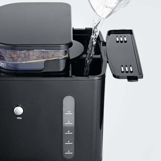 Kaffeeautomat m.Mahlwerk KA 4813 sw-eds-geb