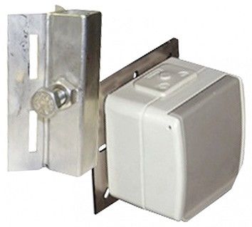 Masthalter m. Steckdose 58022