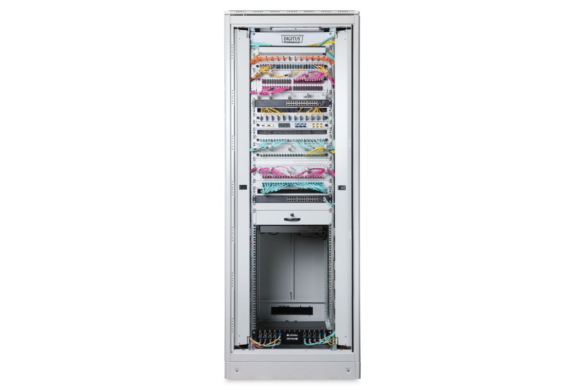Netzwerkschrank 36 HE DN-19 36U-8/8-1