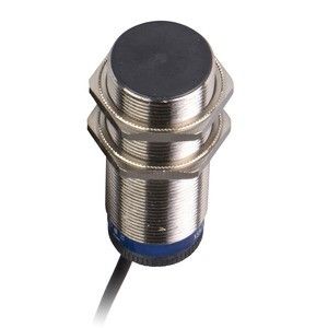 Näherungsschalter induktiv XSAV02801