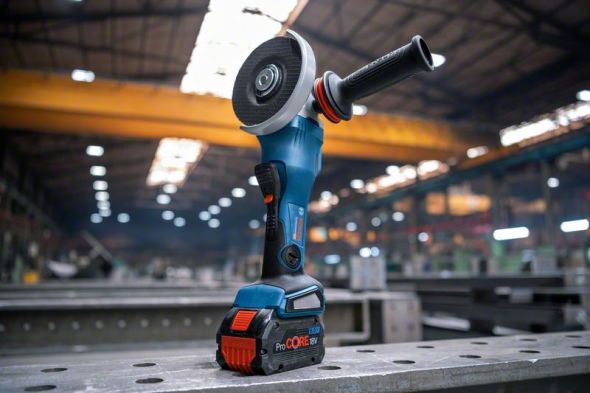 Aktion: 18V -Set 0615990N3A AKTION Aktion: 18V -Set 0615990N3A AKTION